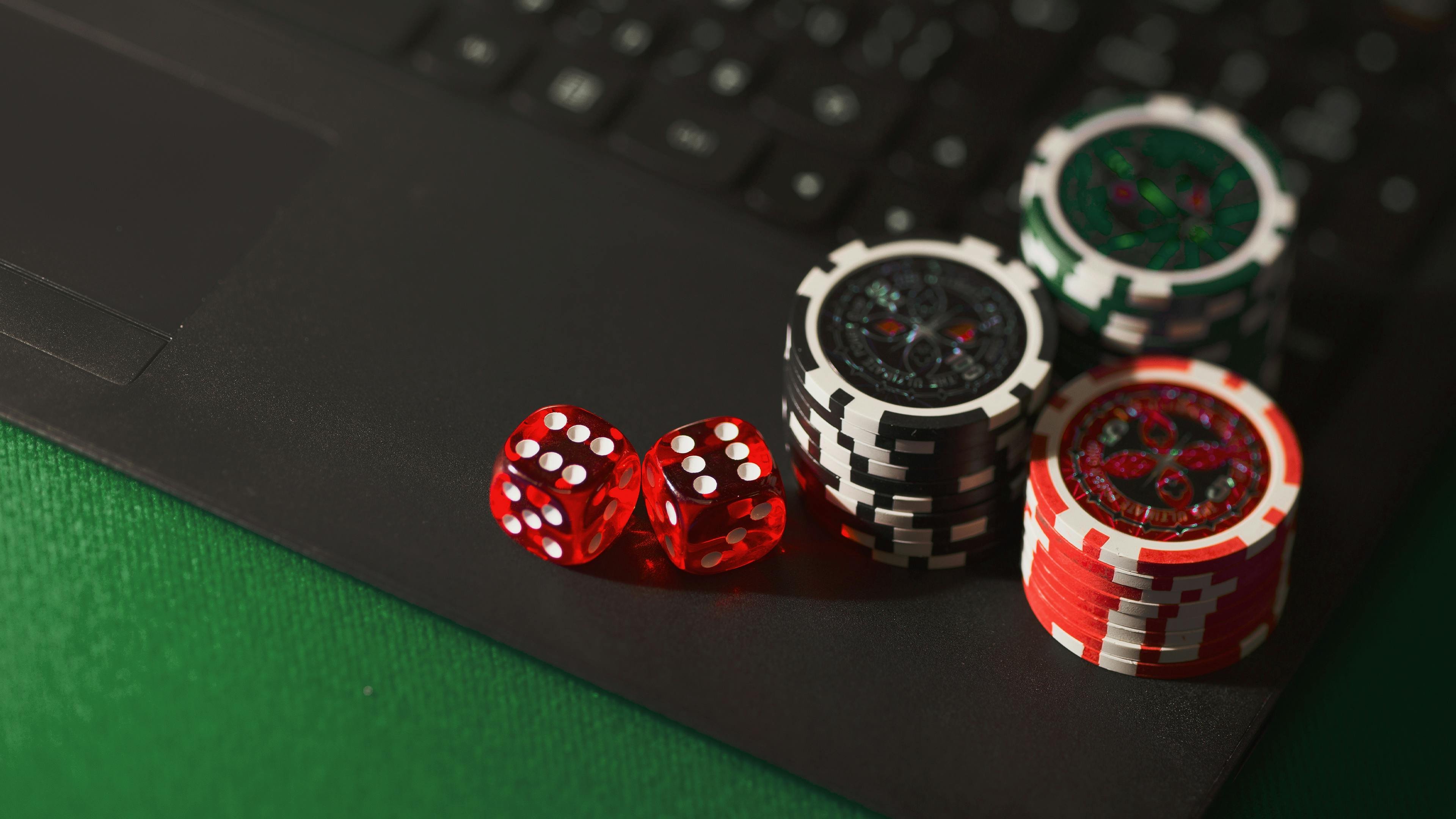 Game slot jackpot progresif di NusaSlots dengan hadiah ratusan juta rupiah